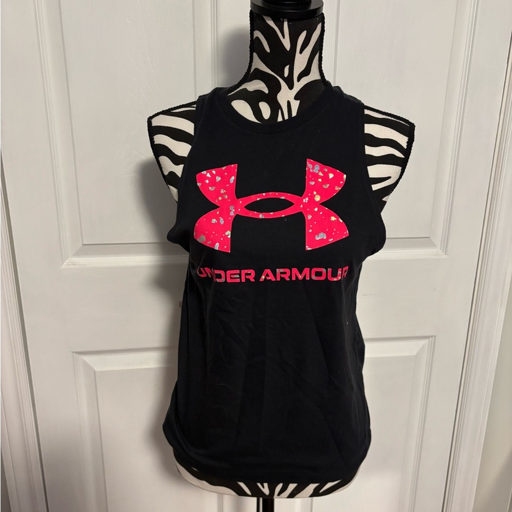 Women’s under armour hg muscle tank. Small